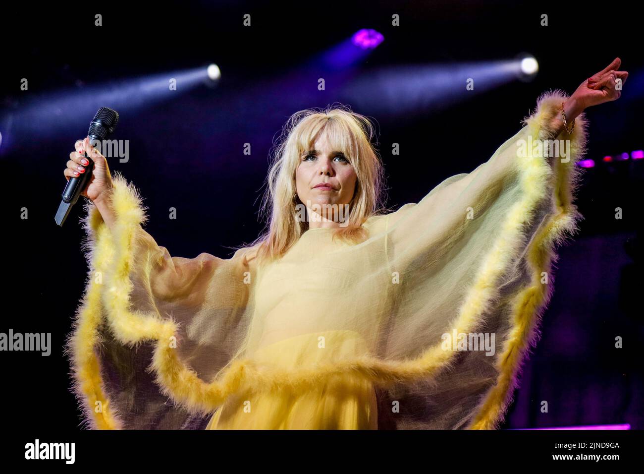 Paloma Faith performing at Hatfield House 5th August 20 Stock Photo