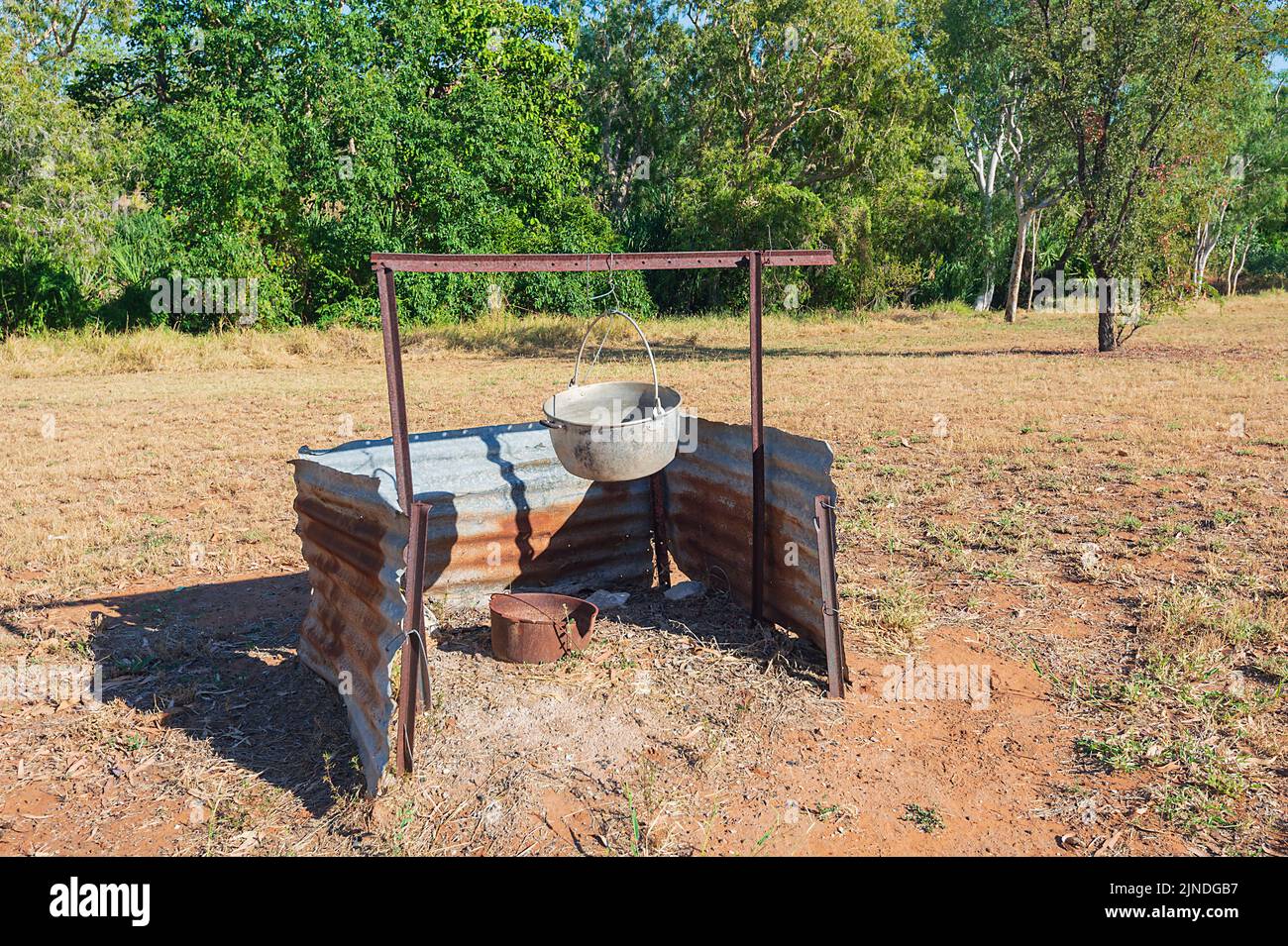 Cooking pots at the historic Bullita Homestead, once an outstation owned by the Durack family and managed by Charlie Schultz, Judbarra/Gregory Nationa Stock Photo