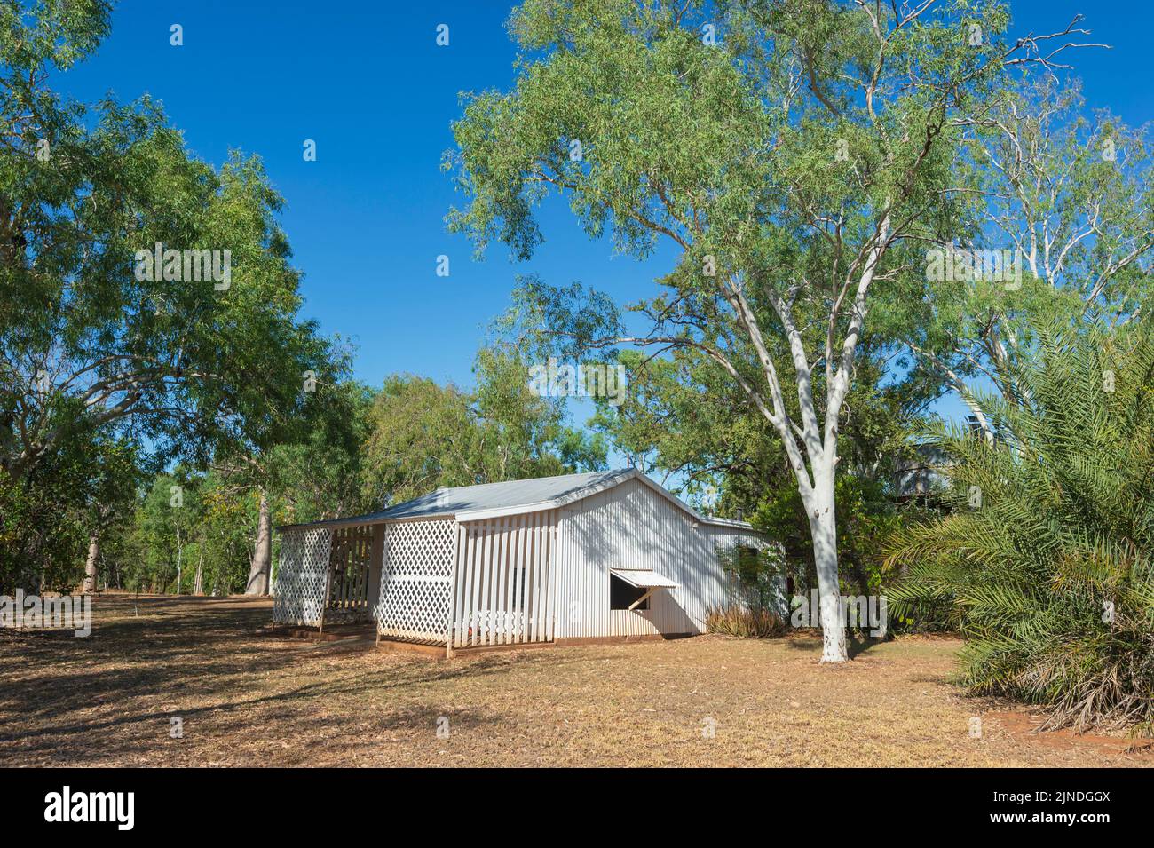 Old white timber building at the historic Bullita Homestead, Judbarra/Gregory National Park, Northern Territory, NT, Australia Stock Photo