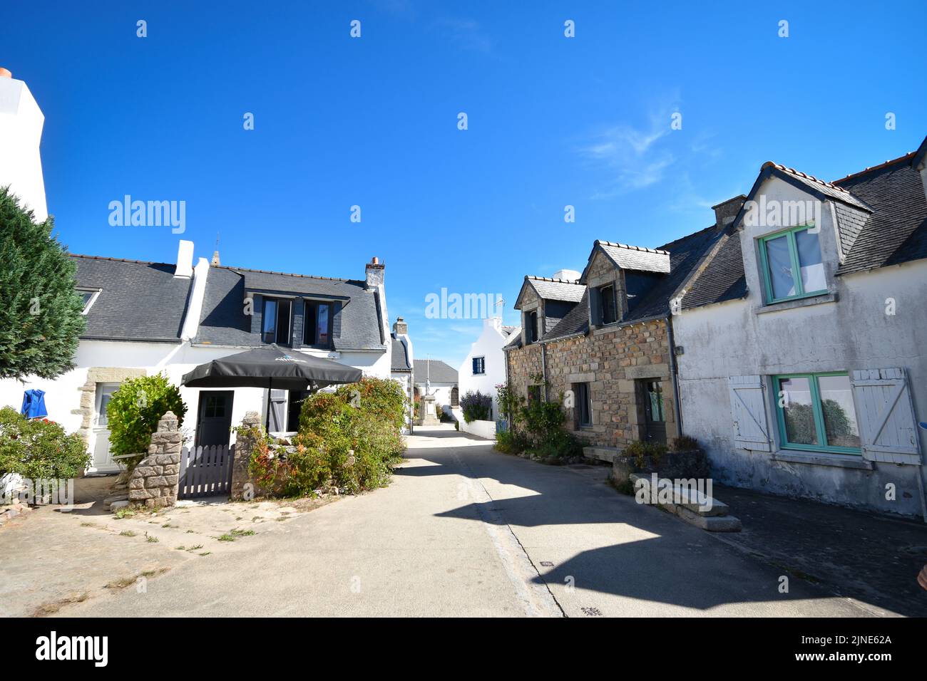 Île d'Houat,  le village (Bretagne, golfe du Morbilhan. Ouest France) Stock Photo