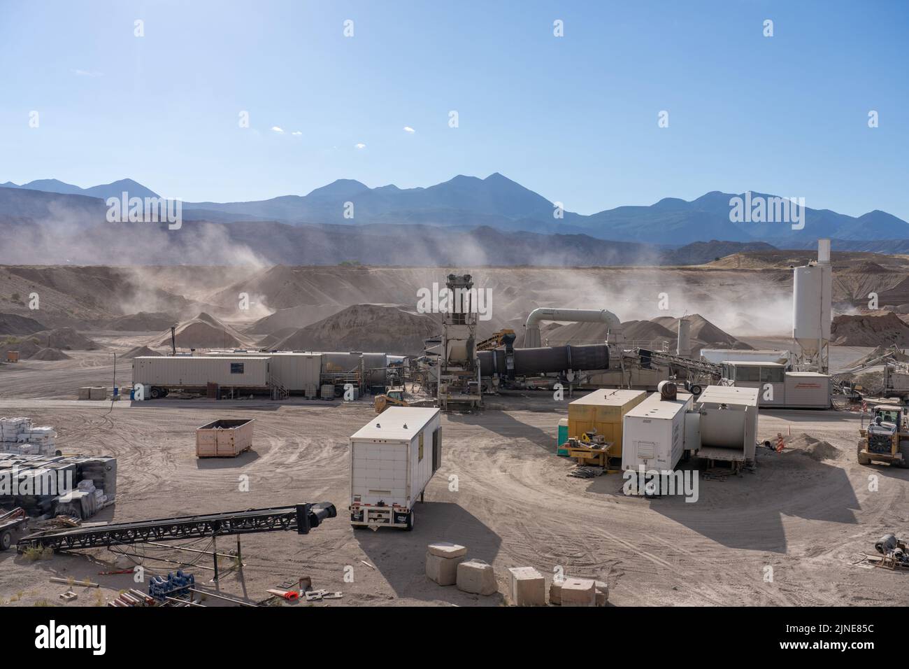 Drum mining machine hires stock photography and images Alamy
