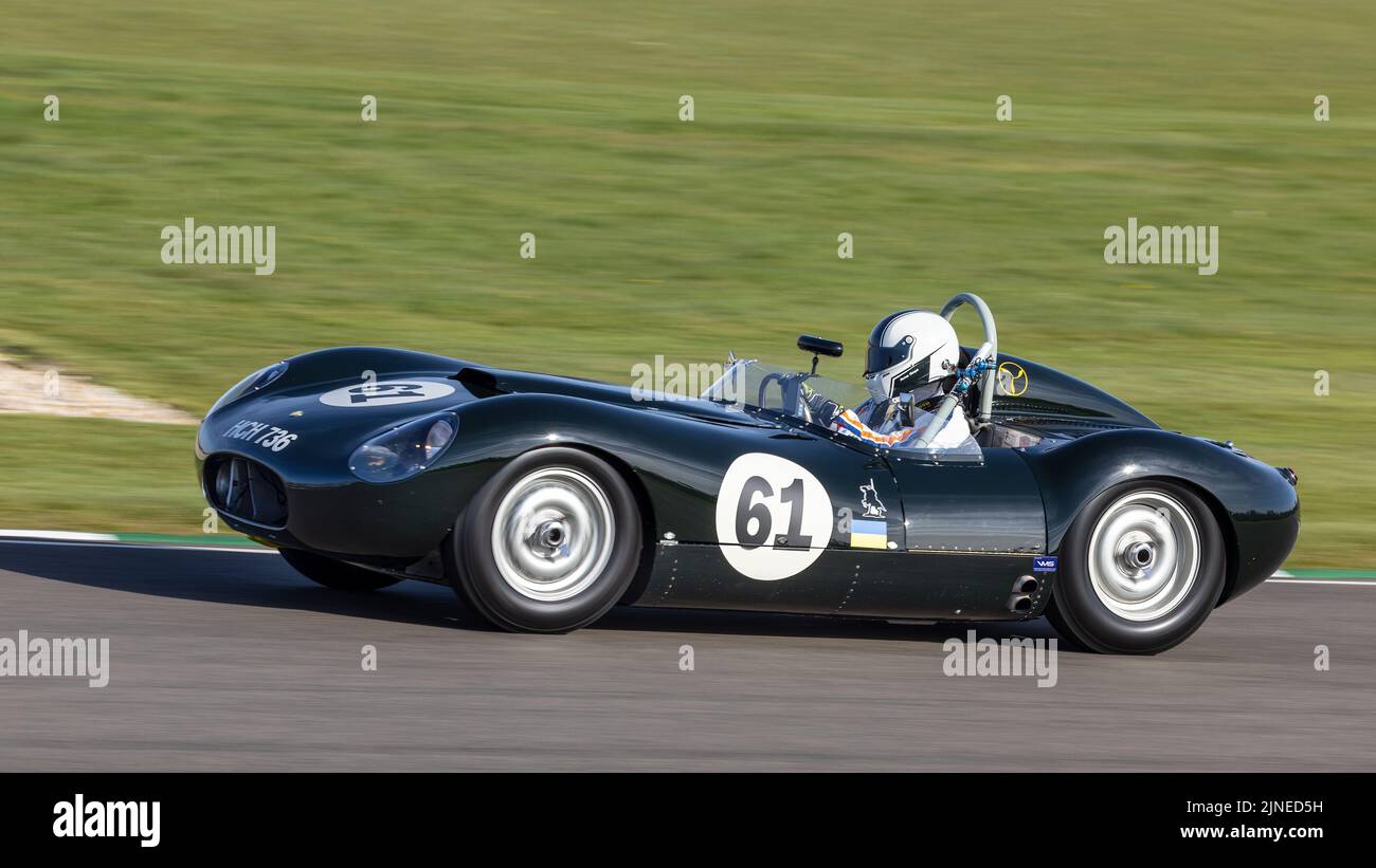 1958 Lister-Jaguar 'flat iron' with driver James Thorpe during the Peter Collins Trophy race at the Goodwood 79th Members Meeting, Sussex, UK Stock Photo