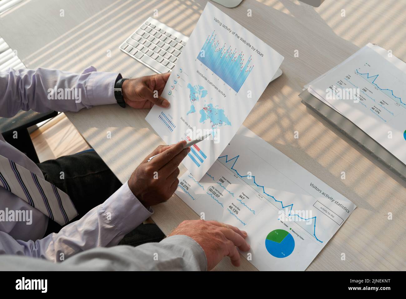 Analyzing activity hi-res stock photography and images - Alamy