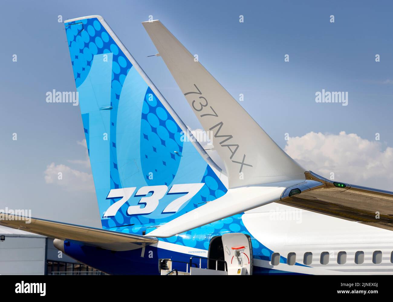 boeing 737 10 max winglets Stock Photo - Alamy