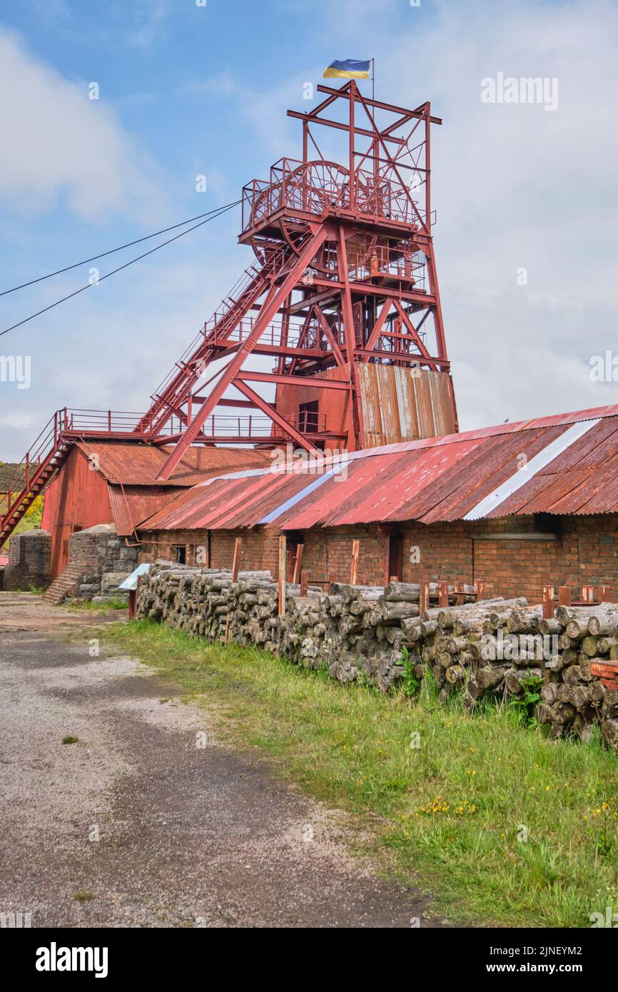 The view of the main steel Winding Tower, used for the elevator that takes miners down to the dig. At the Big Pit National Coal Museum in Pontypool, W Stock Photo