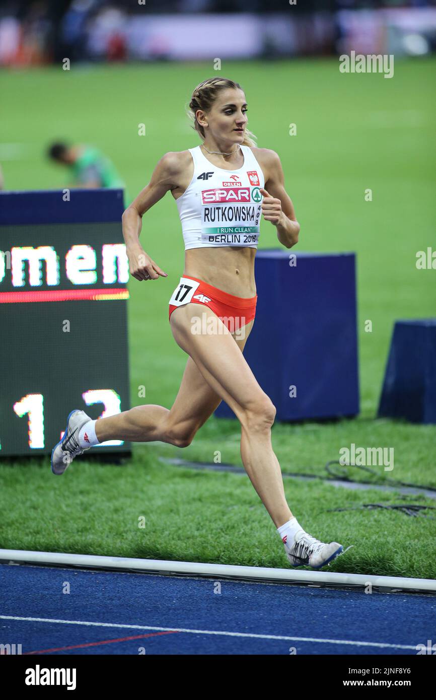 Katarzyna Rutkowska running 5000 meters at the European Athletics