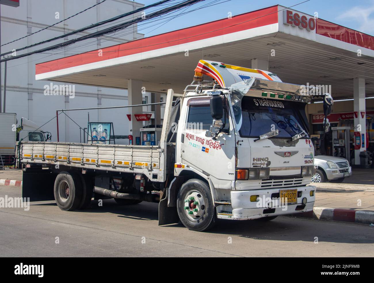 SAMUT PRAKAN, THAILAND, MAY 12 2022, An empty truck is parked in front of a gas station Stock Photo