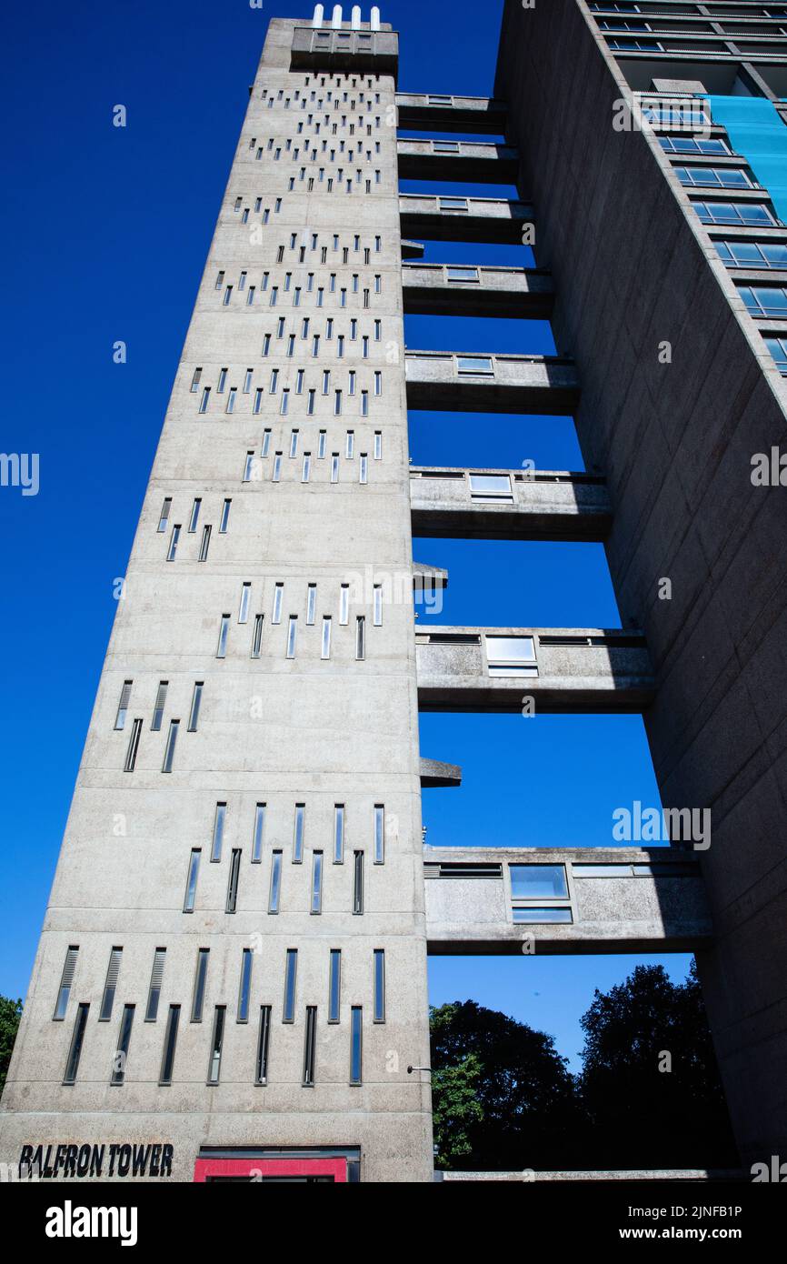 London, UK. 10th August, 2022. The Balfron Tower in Poplar. 146 apartments within the Brutalist Grade II* listed Balfron Tower, which was designed as Stock Photo