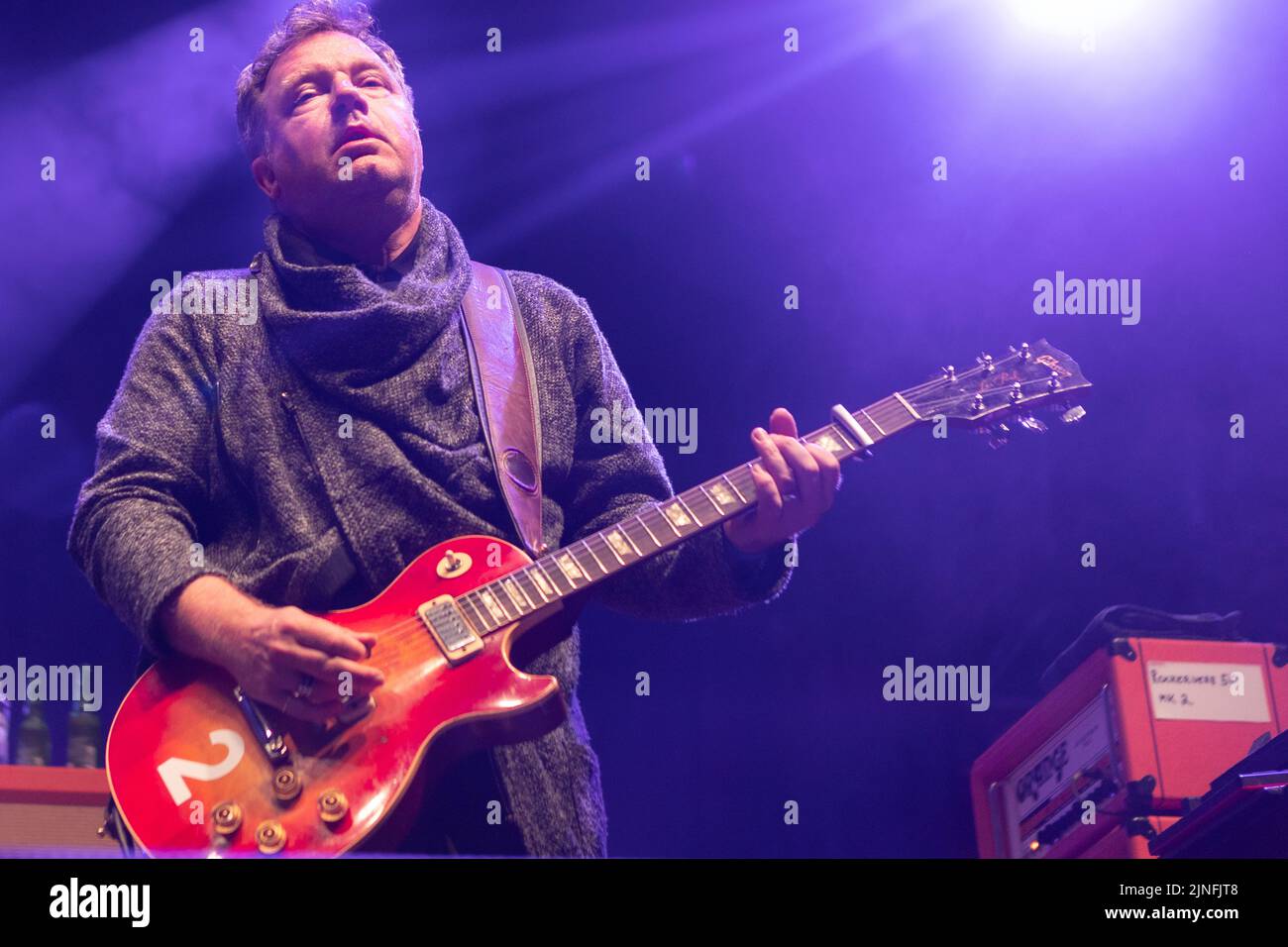 Fredrikstad, Norway. 29th, July 2022. The Scottish rock band Travis performs a live concert during the Norwegian festival Maanefestivalen 2022 in Fredrikstad. Here musician Andy Dunlop is seen live on stage. (Photo credit: Gonzales Photo - Per-Otto Oppi). Stock Photo
