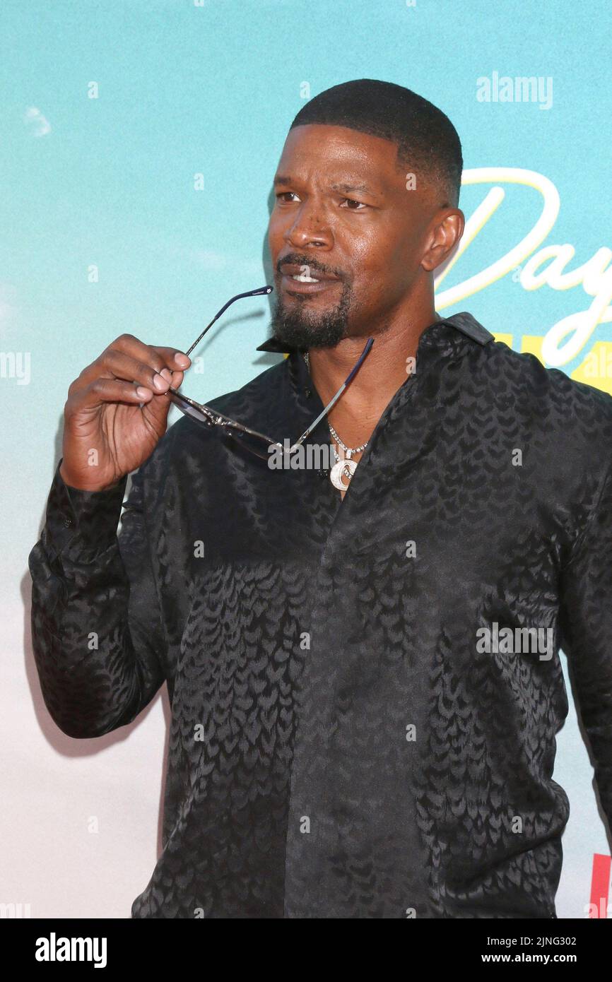 Los Angeles, CA. 10th Aug, 2022. Jamie Foxx at arrivals for DAY SHIFT Premiere on NETFLIX, Regal LA Live, Los Angeles, CA August 10, 2022. Credit: Priscilla Grant/Everett Collection/Alamy Live News Stock Photo