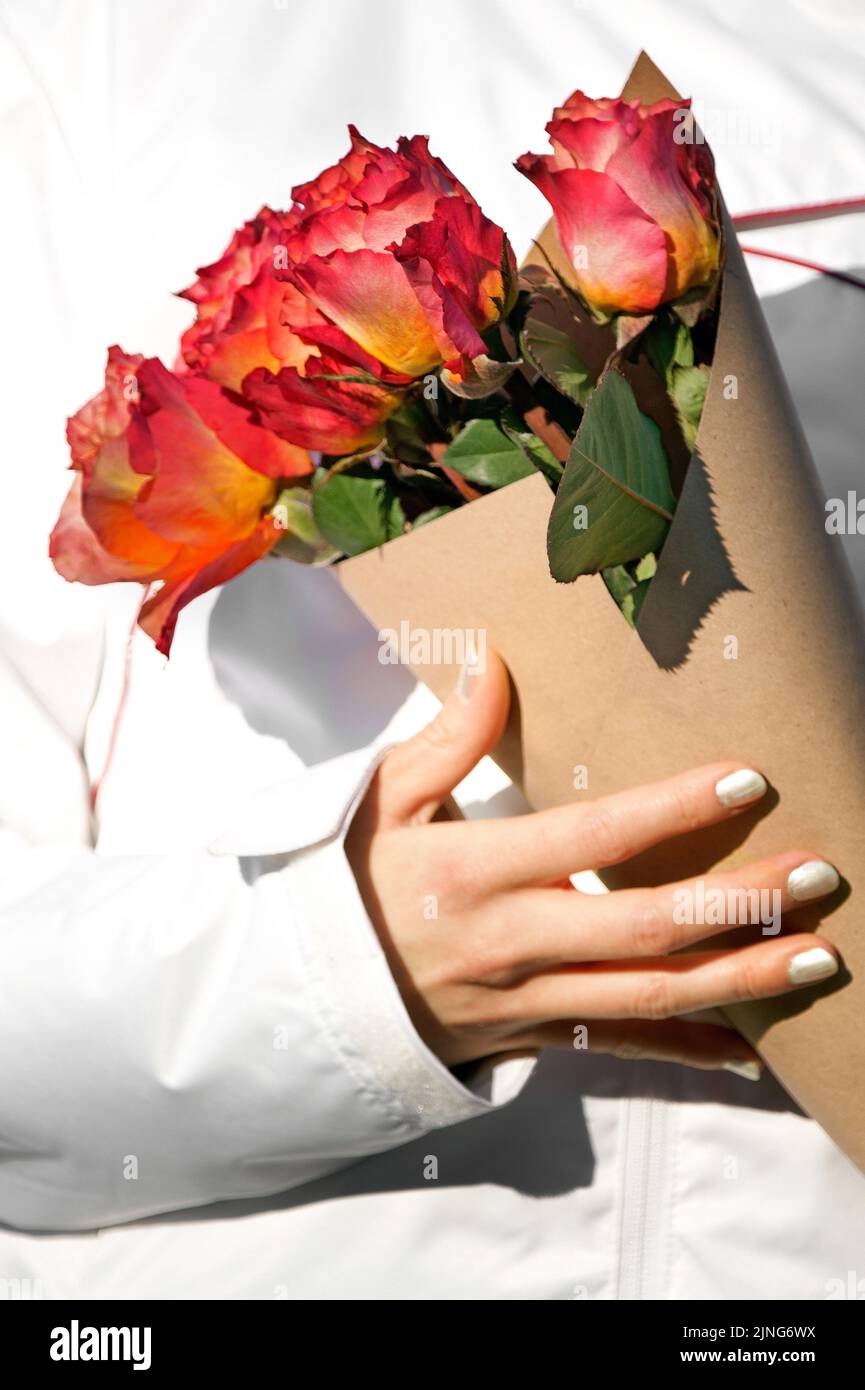 Flowers bouquet hires stock photography and images Alamy