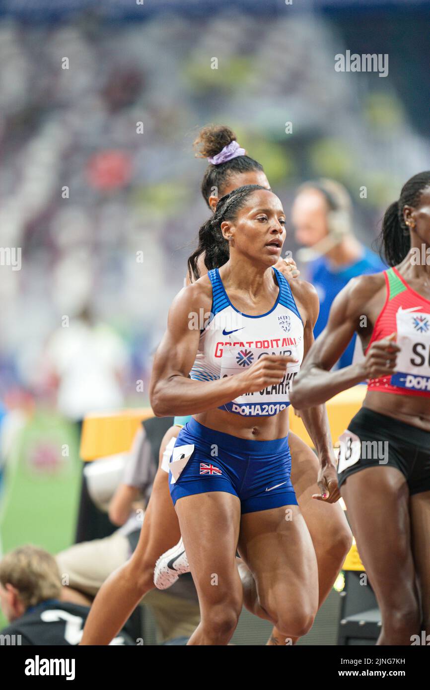 Shelayna OskanClarke participating in the 800 meters at the Doha 2019