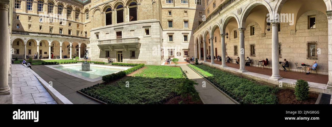 The Boston Public Library and the courtyard of the McKim Courtyard of Boston Public Library, Boston, Massachusetts Stock Photo