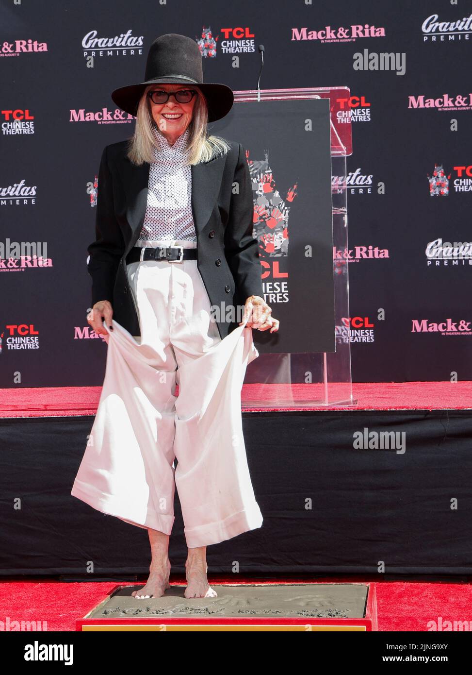 Actor Diane Keaton smiles as she places her footprints in cement during a ceremony TCL Chinese theatre in Los Angeles, California, U.S., August 11, 2022. REUTERS/Mario Anzuoni Stock Photo