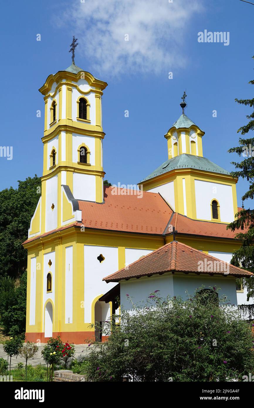 St. Michael and St. Archangels Serbian Orthodox Church, Szerb