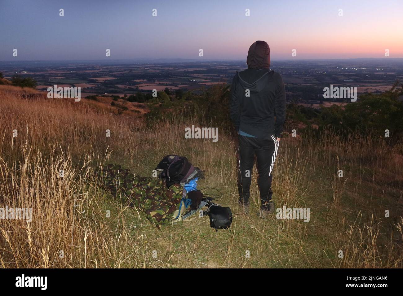 Solo wild camping in British army Goretex bivvy bag. Bredon Hill