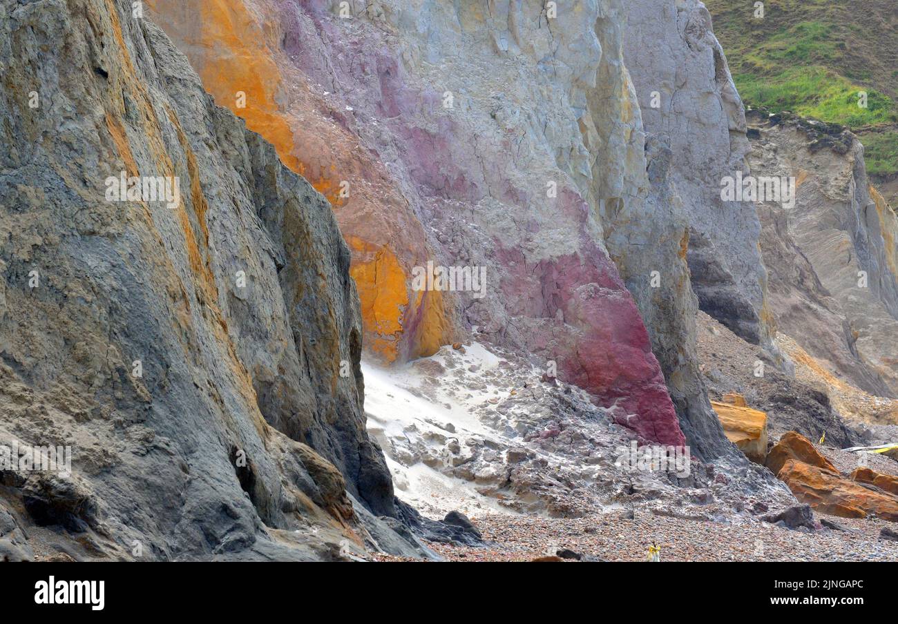 COLOURED ROCKS AT ALUM BAY, ISLE OF WIGHT. PIC MIKE WALKER, MIKE WALKER ...