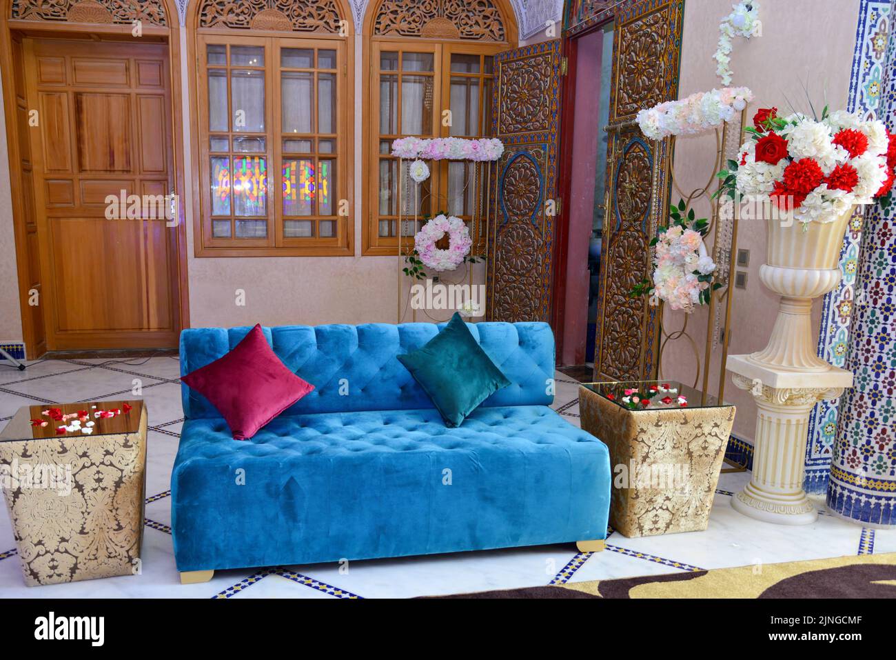 Moroccan wedding sofa with wedding decor Stock Photo