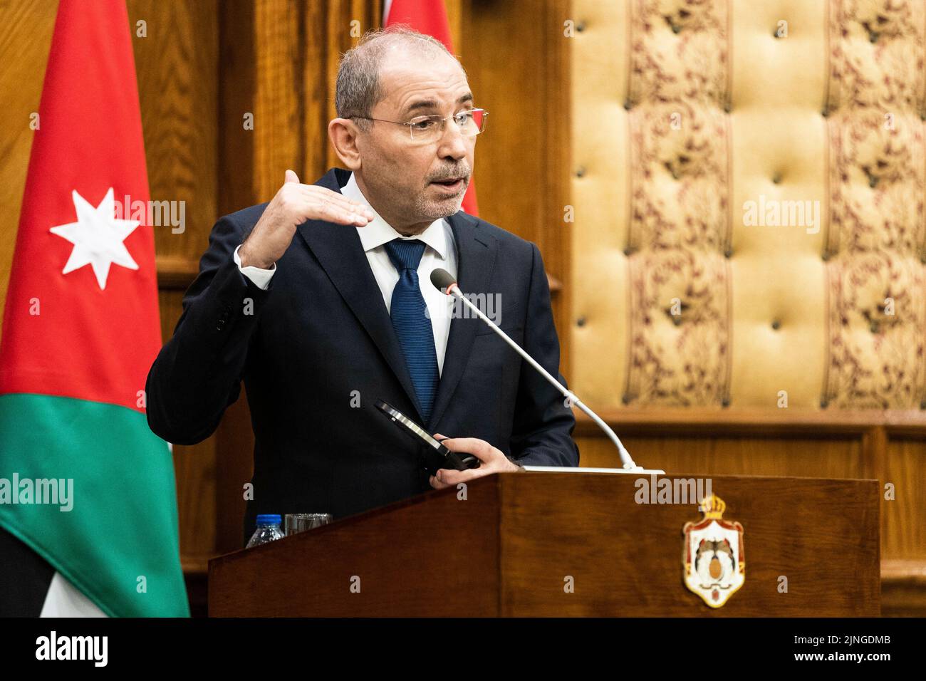 Amman, Jordanien. 11th Feb, 2022. Ayman Safadi, Minister of Foreign Affairs of Jordan, during a press conference in Amman, February 11, 2022. Credit: dpa/Alamy Live News Stock Photo