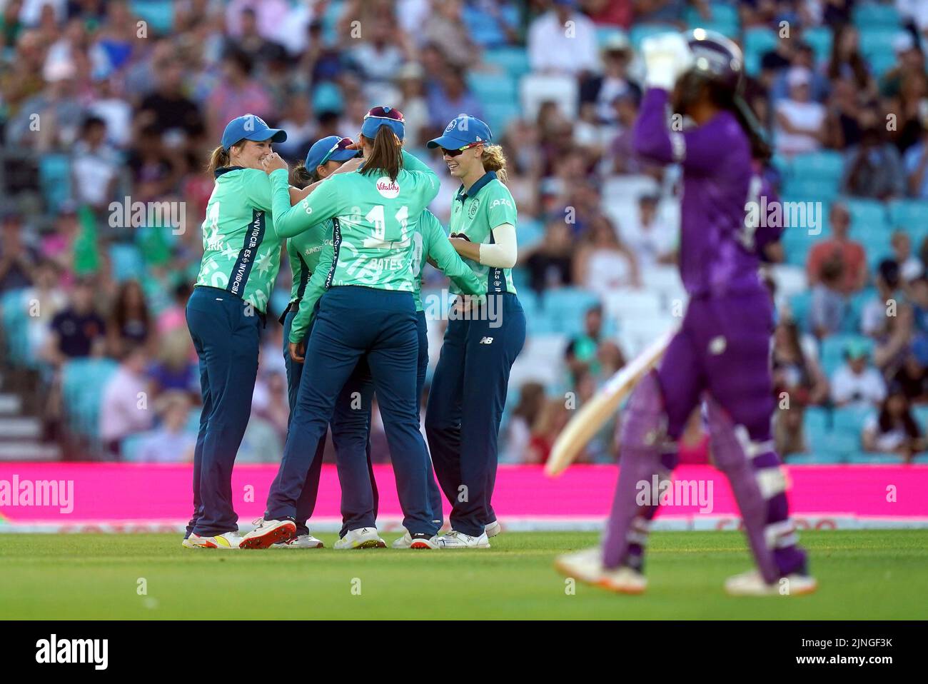 Oval Invincibles players celebrate taking the wicket of Northern Superchargers Jemimah Rodrigues during The Hundred match at The Kia Oval, London. Picture date: Thursday August 11, 2022. Stock Photo