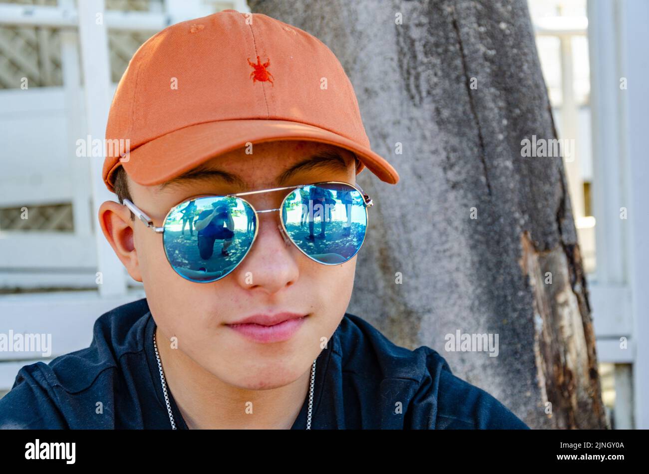 Teenage boy cap sunglasses hi-res stock photography and images - Alamy