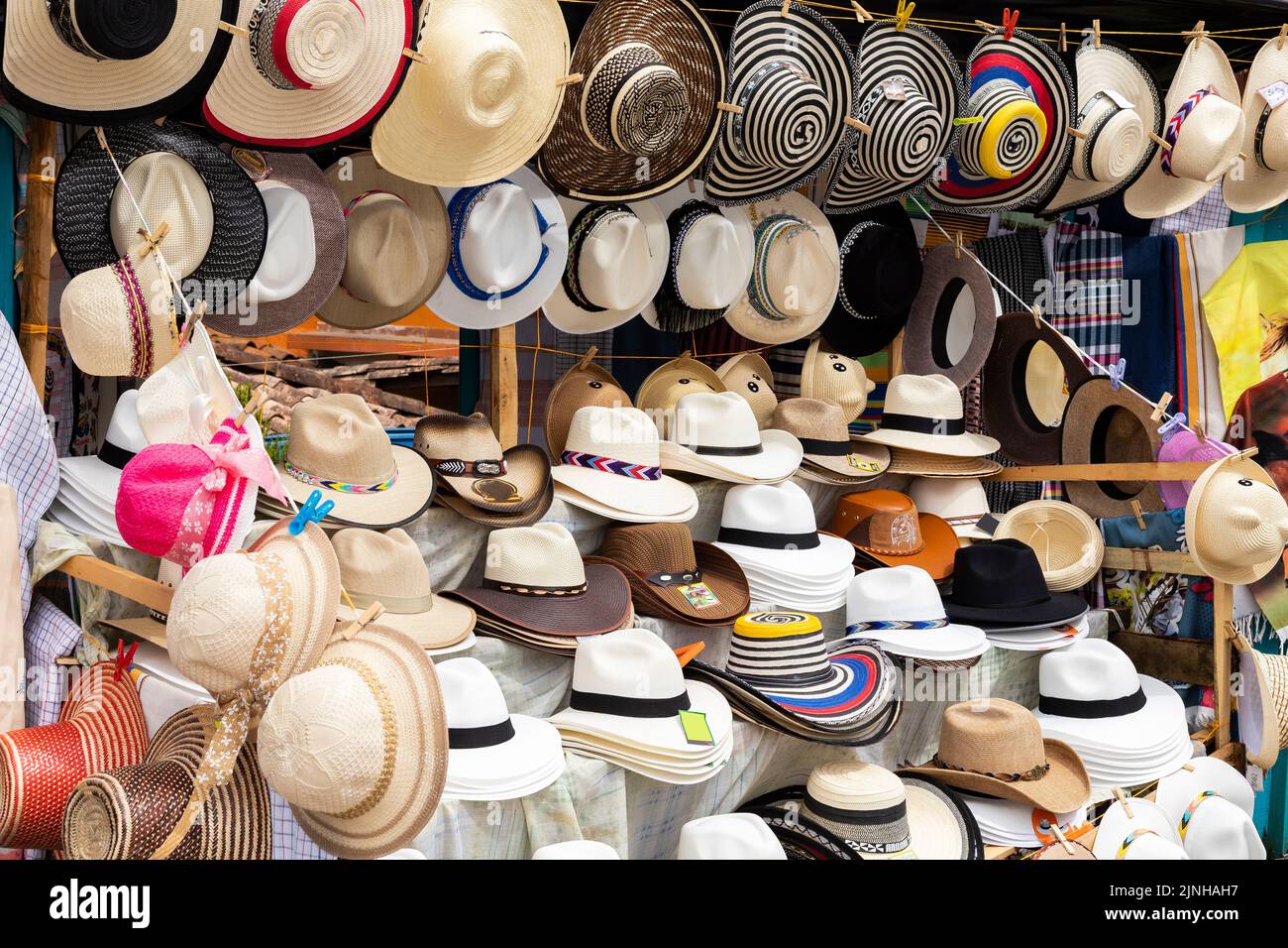Traditional Colombian hats in store display - Crafts Antioqueño Stock Photo