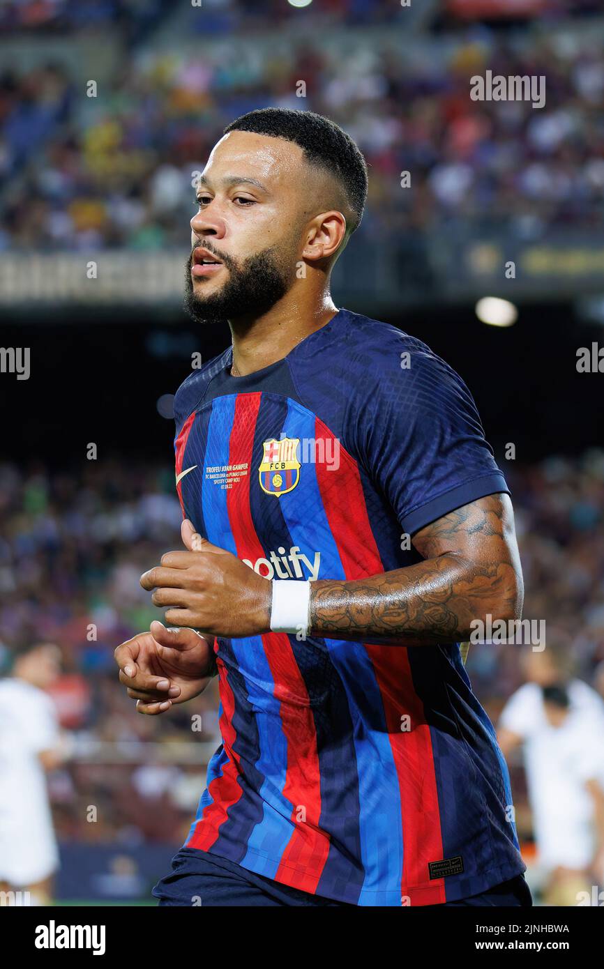 BARCELONA - AUG 7: Depay in action during the Joan Gamper Throphy match between FC Barcelona and Pumas at the Camp Nou Stadium on August 7, 2022 in Ba Stock Photo