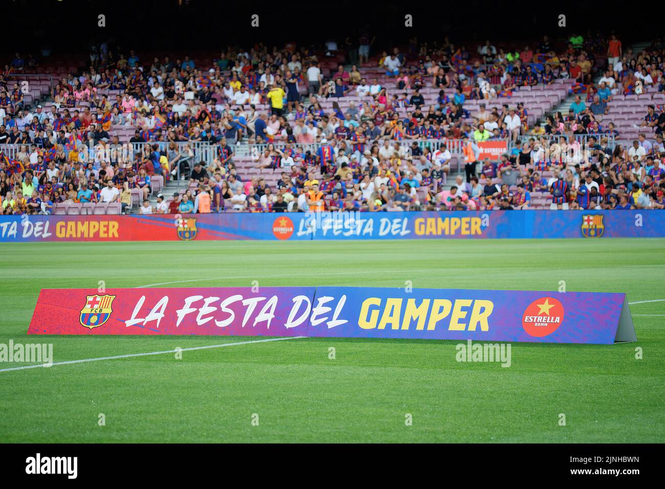 BARCELONA - AUG 7: View of the pitch prior to the Joan Gamper Throphy match between FC Barcelona and Pumas at the Camp Nou Stadium on August 7, 2022 i Stock Photo