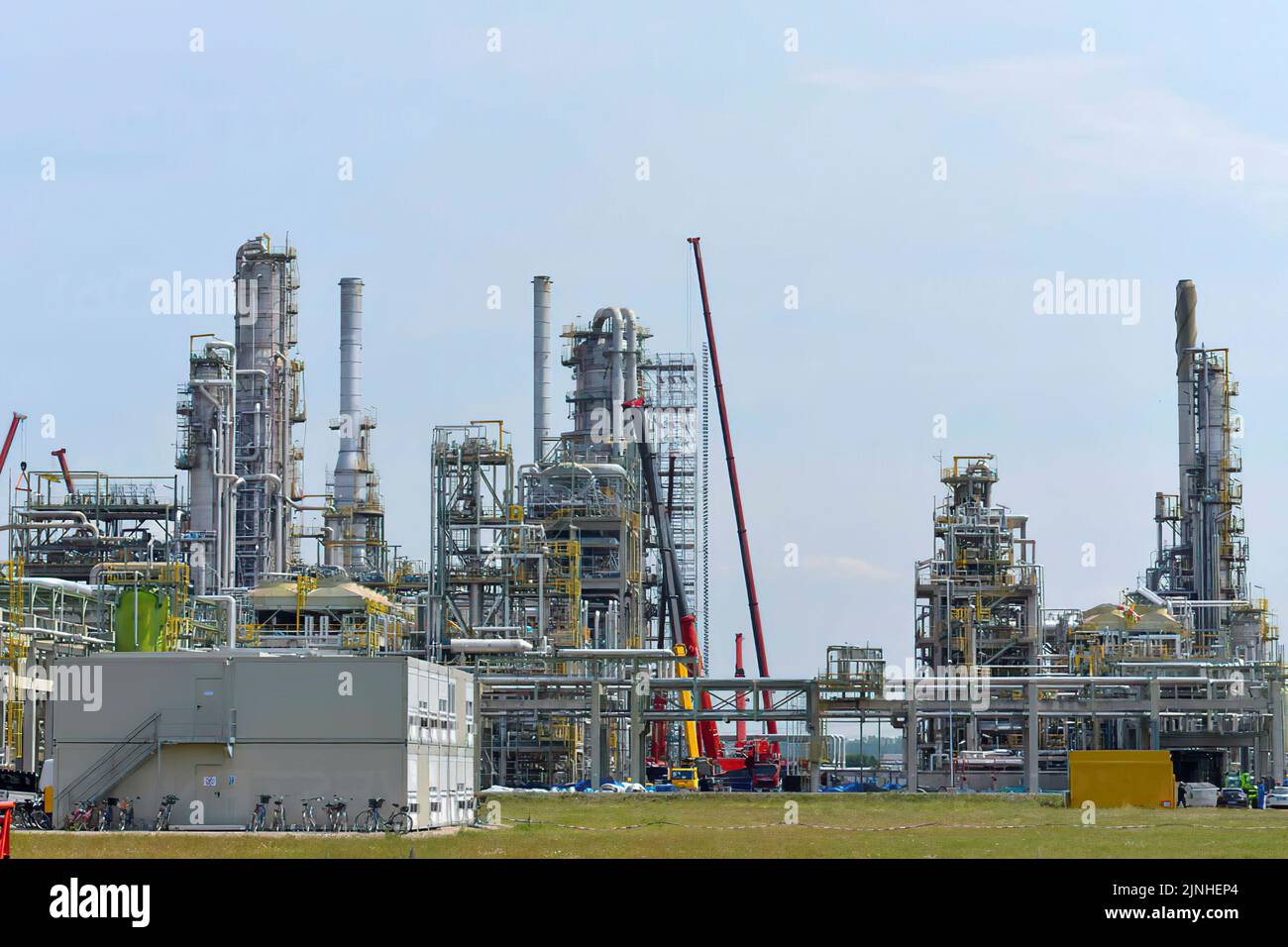 View of oil refinery plant Stock Photo - Alamy