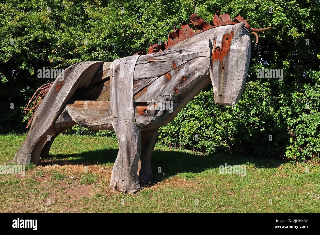 Arts Along the Canal, Wooden horse - Nantwich Marina, Basin End, Chester Road, Nantwich, Cheshire, England, CW5 8LB Stock Photo