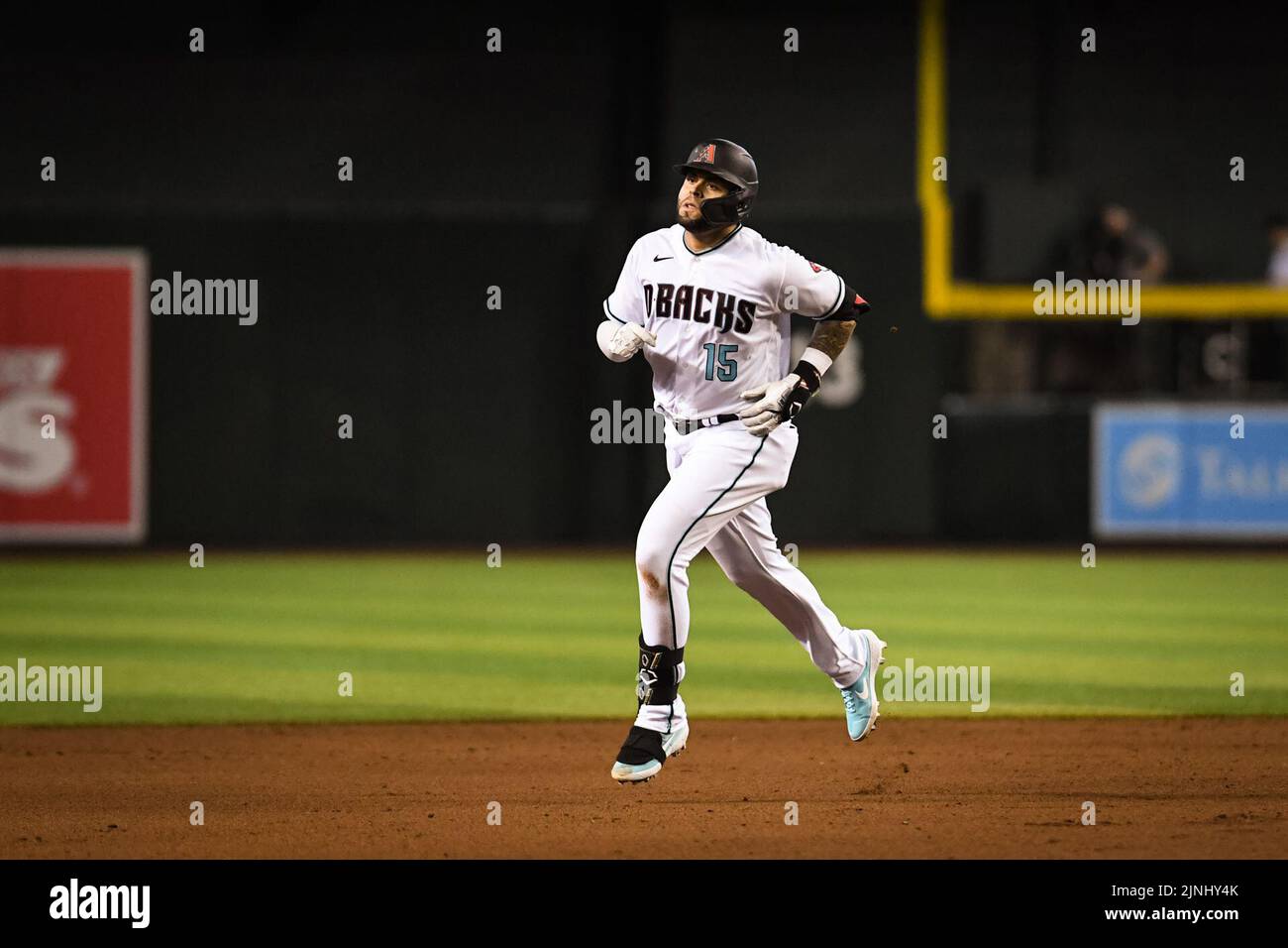 Phoenix, United States. 11th Aug, 2022. Arizona Diamondbacks third baseman Emmanuel Rivera (15) rounds second base after hitting a home run off Pittsburgh Pirates pitcher JT Brubaker (34) in the fourth inning during an MLB baseball game against the Pittsburgh Pirates on Thursday, August 11, 2022, in Phoenix, Arizona. The Diamondbacks defeated the Pirates 9-3. (Thomas Fernandez/Image of Sport) Photo via Credit: Newscom/Alamy Live News Stock Photo