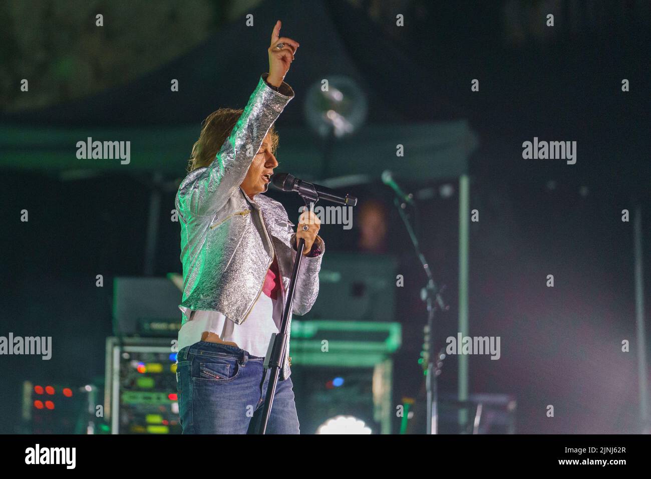 Siracusa, Italy. 11th Aug, 2022. Gianna Nannini sings during Gianna Nannini - Estate 2022, Italian singer Music Concert in Siracusa, Italy, August 11 2022 Credit: Independent Photo Agency/Alamy Live News Stock Photo
