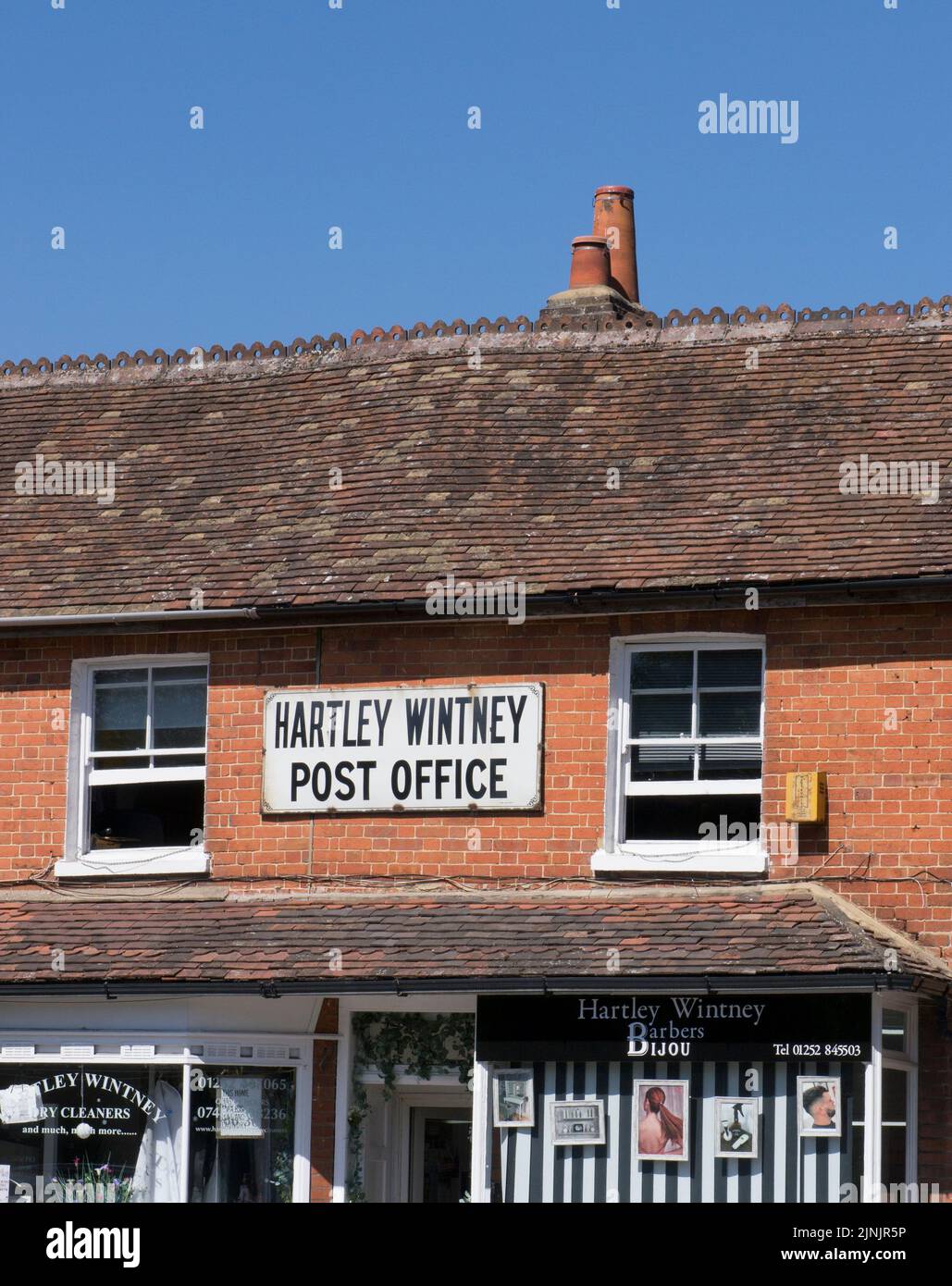 Hartley Wintney Post Office Sign Stock Photo Alamy