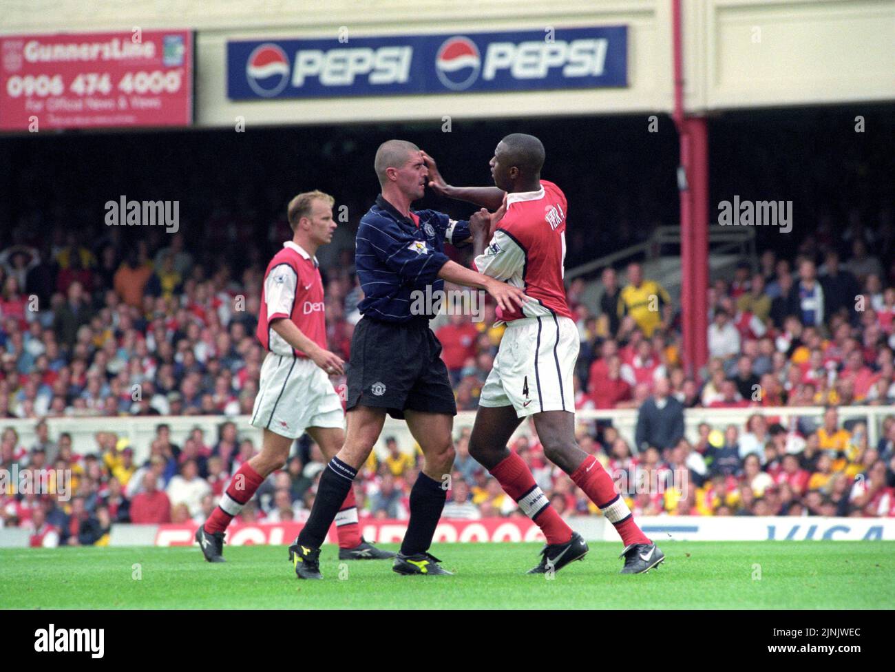 File photo dated 22-08-1999 of Manchester United's Roy Keane and Arsenal's Patrick Vieira. The feud between two of the Premier League's most formidable midfielders and captains came to a head before Arsenal and Manchester United slugged it out at Highbury. Issue date: Friday August 12, 2022. Stock Photo