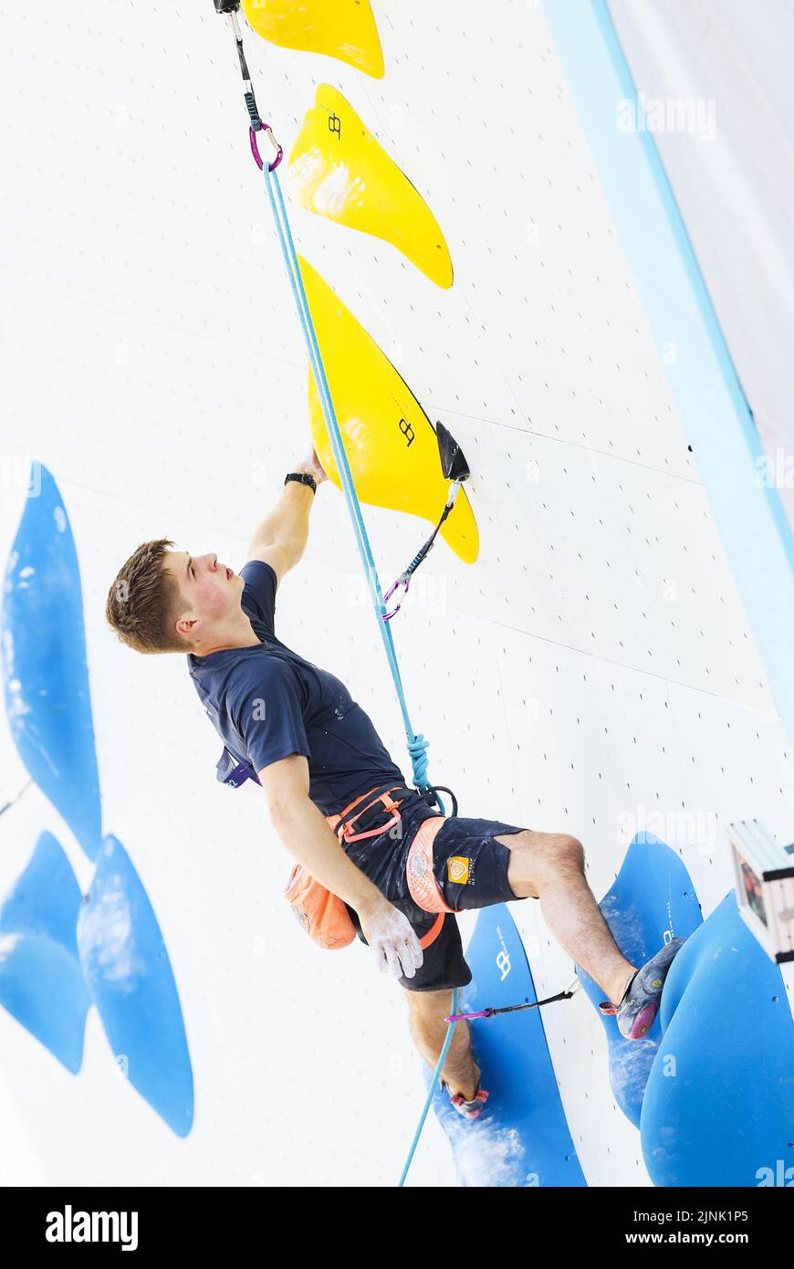 Munich, Germany. 12th Aug, 2022. MUNICH Leto Cavé in action during the lead (m) section of