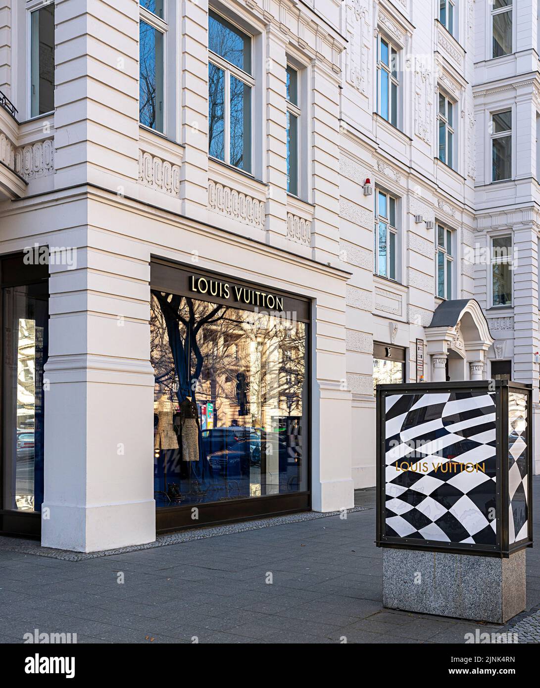 Louis Vuitton Shop editorial image. Image of retail, louis - 40180935