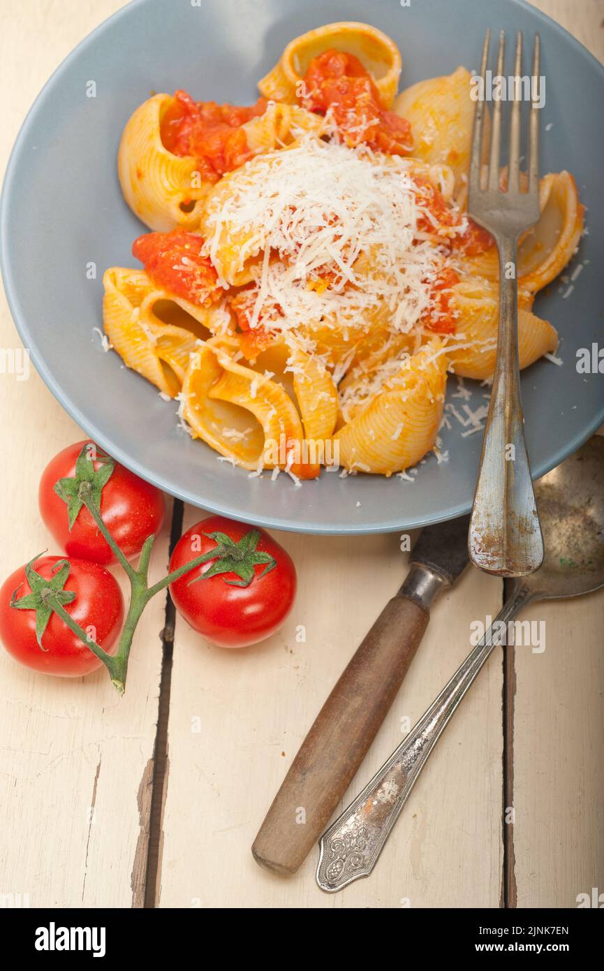 pasta, vegetarian, clam noodles, noddles, pastas, vegetarians Stock