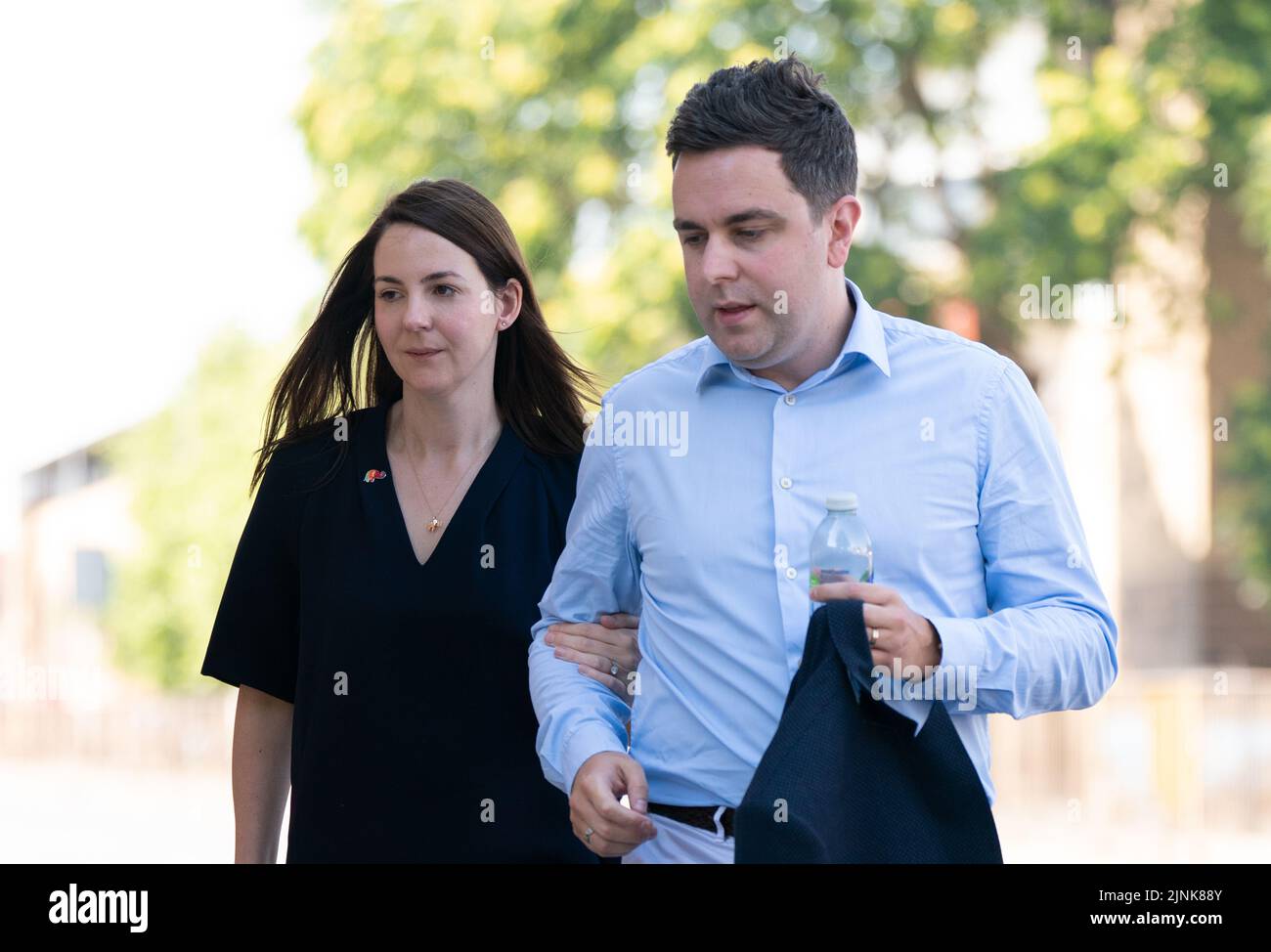 Chris and Rachael Thorold, parents of baby Louis, arrive at Cambridge Crown Court, where Shelagh Robertson is charged with causing the death of five-month-old Louis Thorold by careless driving following a crash on the A10 in Waterbeach, Cambridgeshire on January 22, 2021. Picture date: Friday August 12, 2022. Stock Photo
