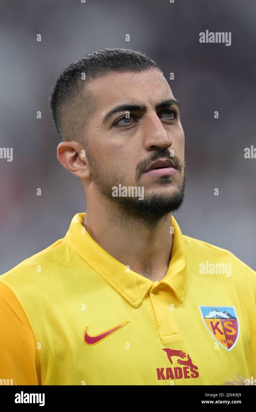 ISTANBUL - Majid Hosseini of Kayserispor during the Turkish Super Lig match between Besiktas AS and Yukatel Kayserispor at the Vodafone Park Arena on August 6, 2022 in Istanbul, Turkey. ANP | Dutch Height | GERRIT FROM COLOGNE Stock Photo