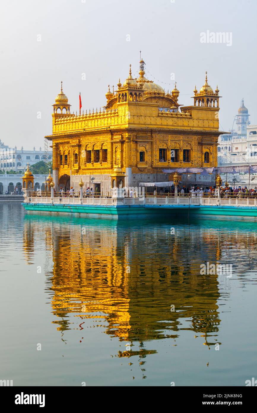 Harmandir Sahib Golden Temple Stock Photo Alamy