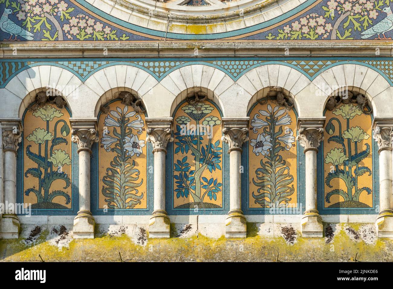 France, Loiret, Briare, Roman-Byzantine style Saint Etienne church, facade decorated with Briare enamels // France, Loiret (45), Briare, église Saint- Stock Photo