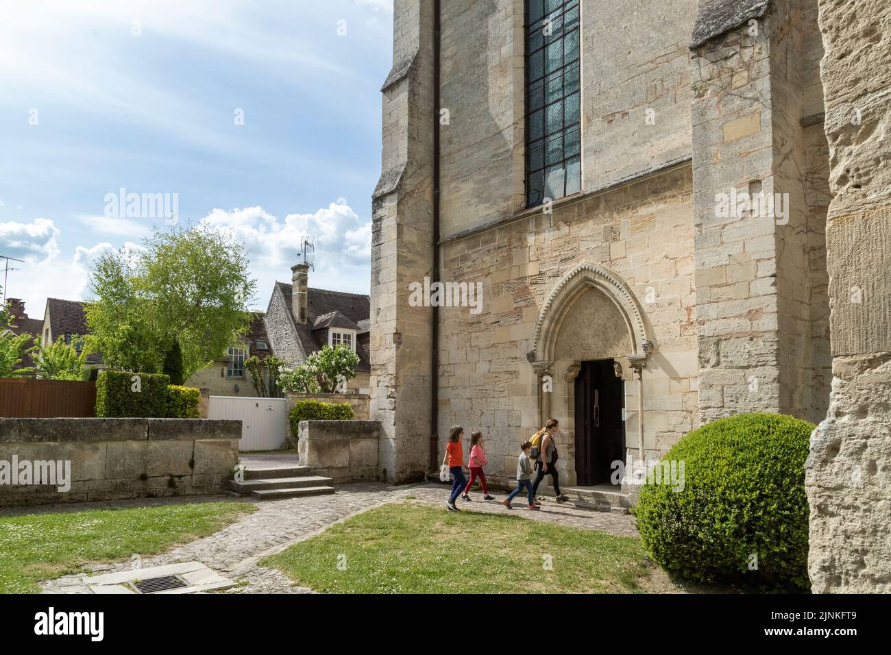 France, Oise, Picardie, Saint Jean aux Bois, Notre Dame et Saint Jean Baptiste abbey dated 12th century // France, Oise (60), Picardie, Saint-Jean-aux Stock Photo