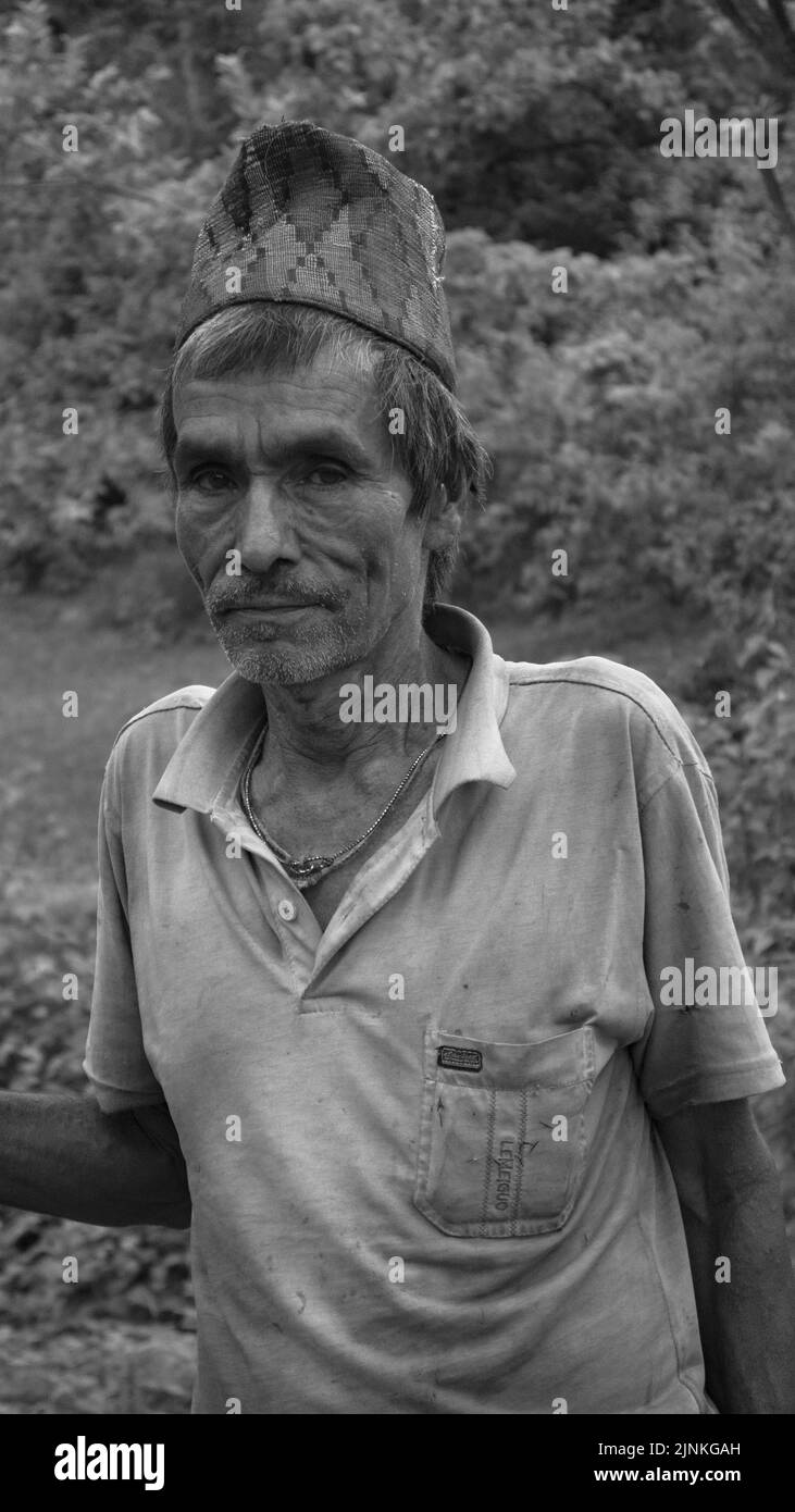 Old man oldman Black and White Stock Photos & Images - Alamy