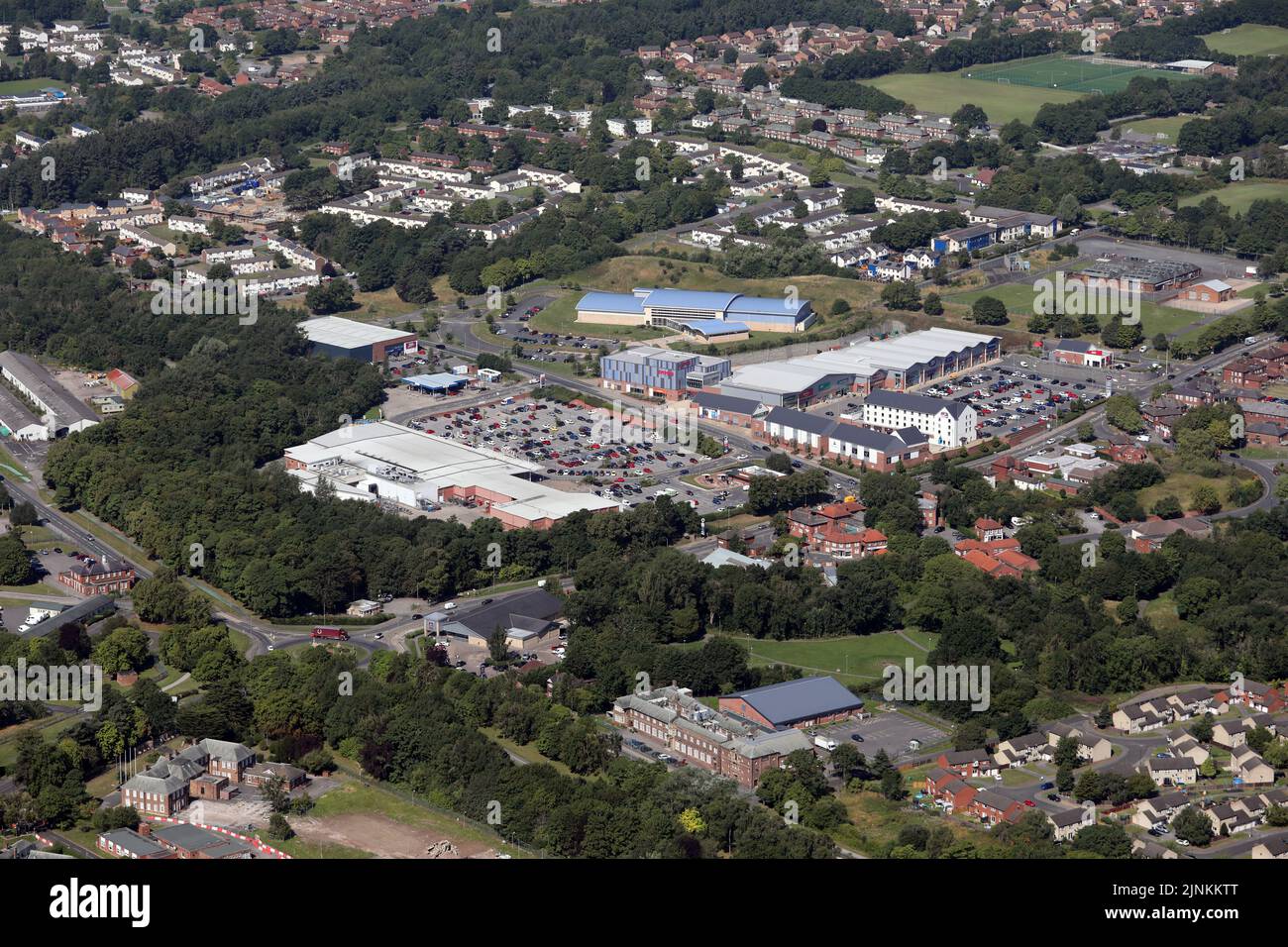 aerial view of the main shopping area at Catterick Garrison, including Tesco Superstore, Princes Gate Shopping Park & Catterick Leisure Centre Stock Photo