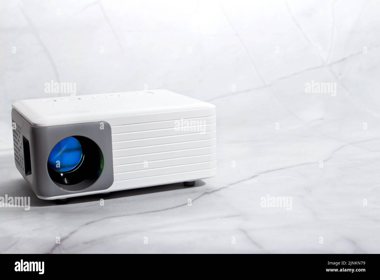 Projector light hi-res stock photography and images - Alamy