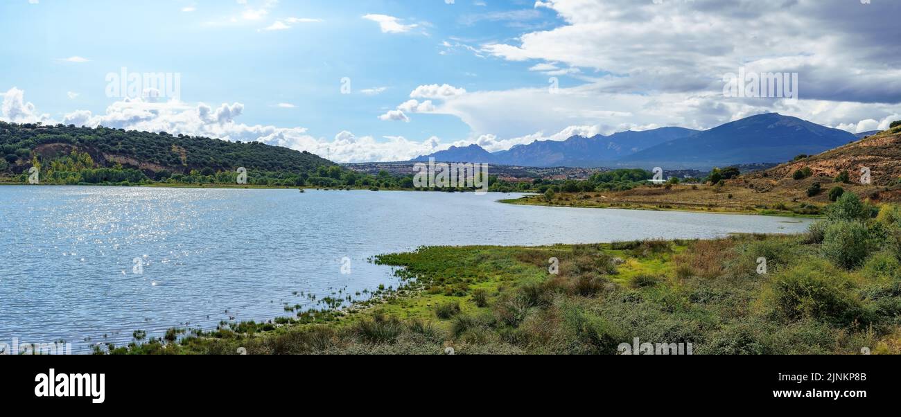 Beautiful landscape town lake hi-res stock photography and images - Alamy