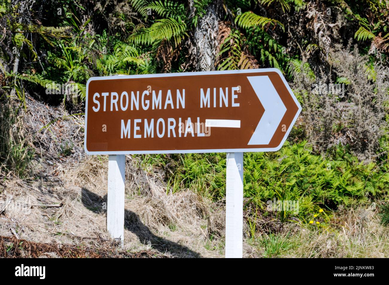 The Strongman Mine memorial on State Highway 6. ... was an underground coal mine north of Greymouth on the West Coast of New Zealand from 1938 to 2003 Stock Photo