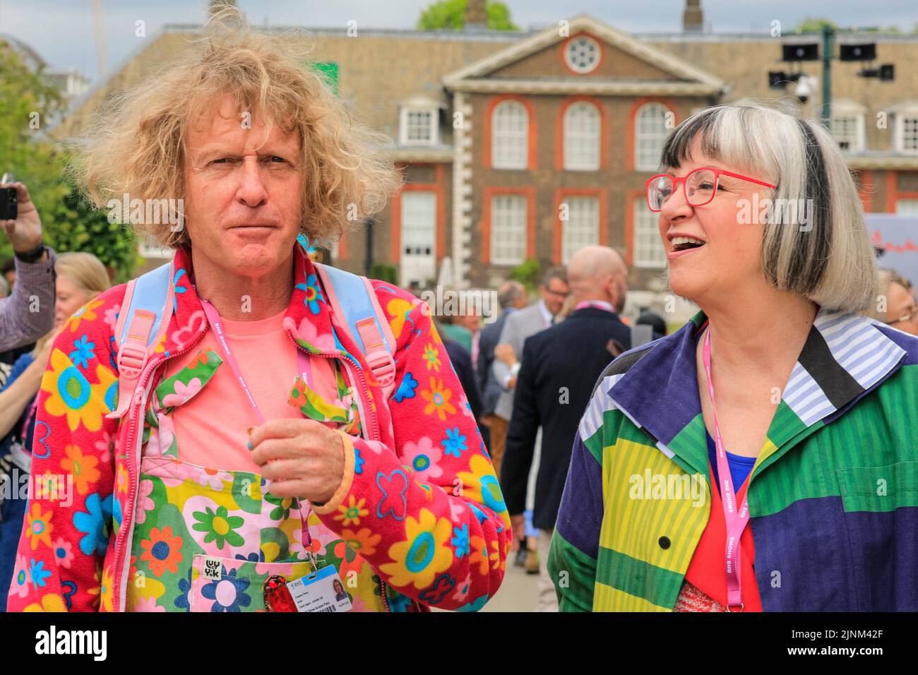 Grayson Perry, artist, with wife Philippa Perry, Chelsea Flower Show press day, London, England Stock Photo
