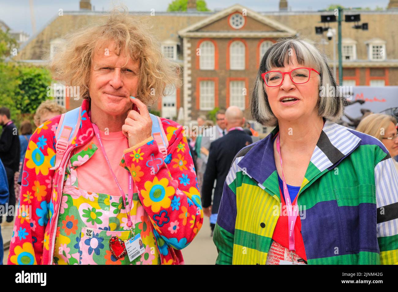 Grayson Perry, artist, with wife Philippa Perry, Chelsea Flower Show press day, London, England Stock Photo
