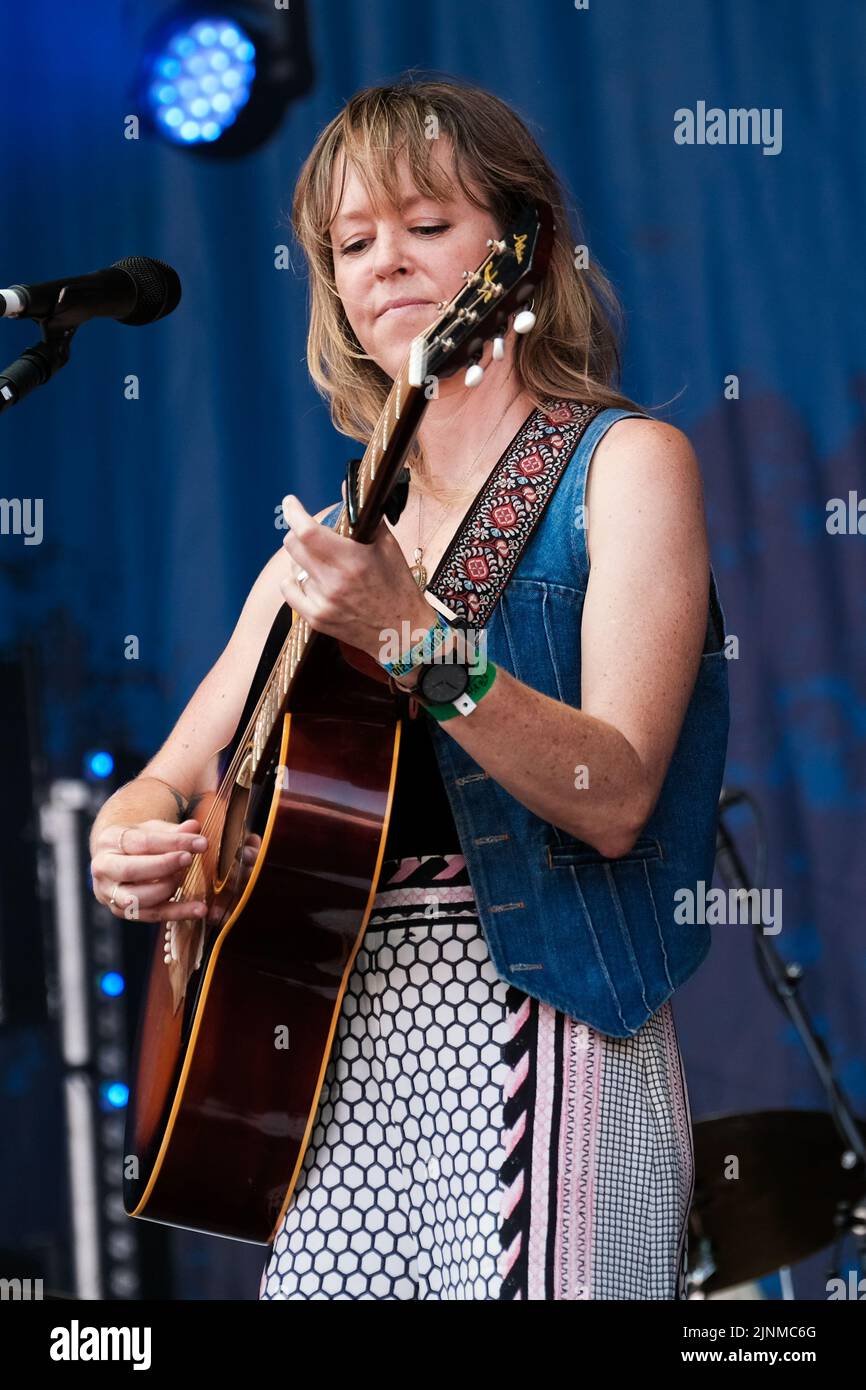 Australian singer 1980 hi-res stock photography and images - Alamy